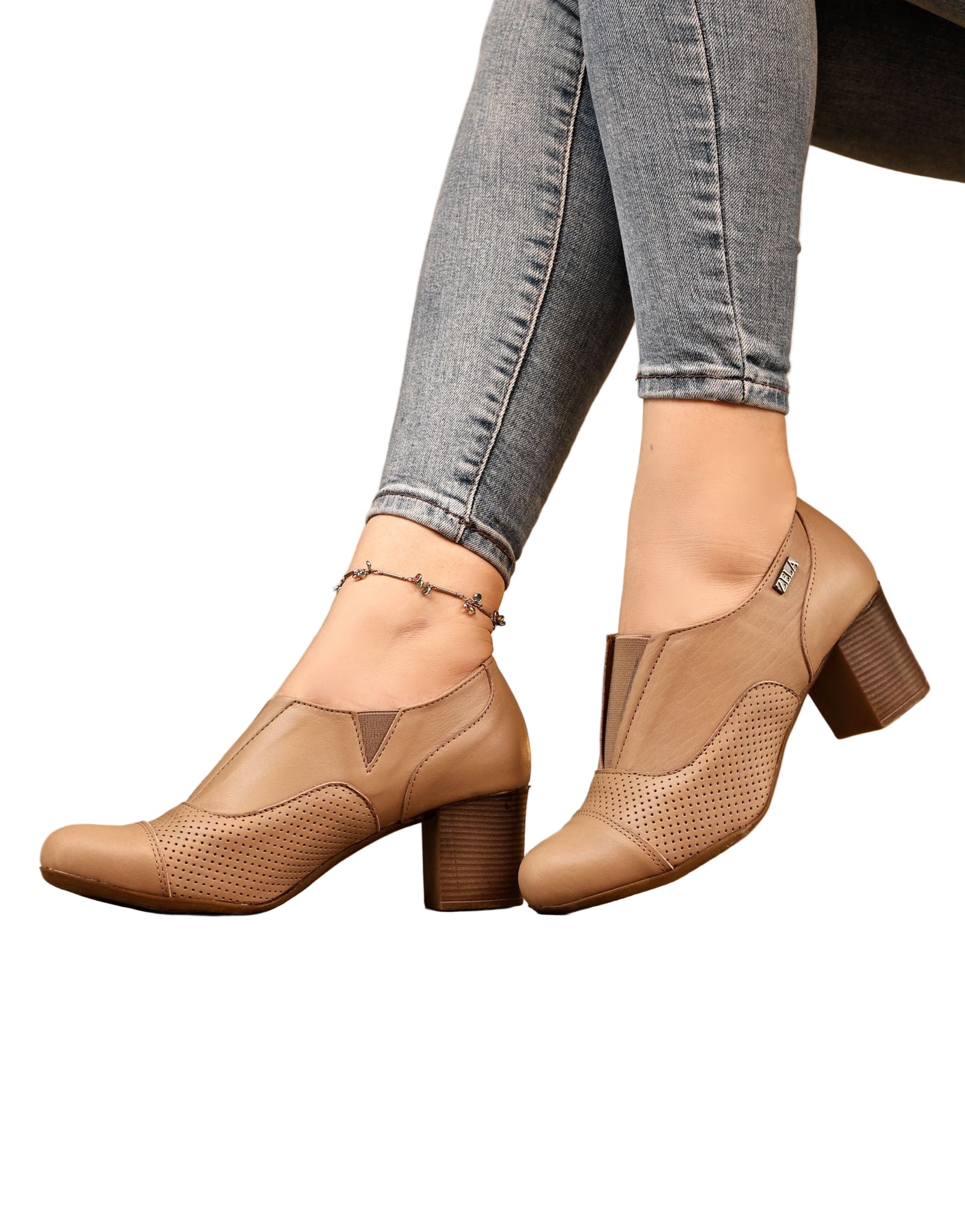 حذاء جلد مريح