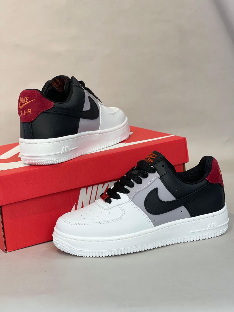 Nike Air Force 1 "LV8"