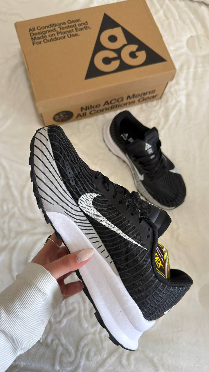 NIKE ACG ZOOMX-