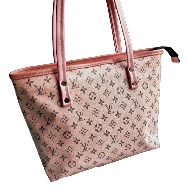 شنط يد حجم كبير