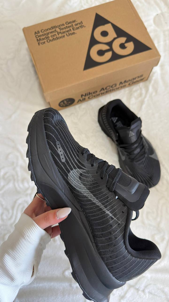 NIKE ACG ZOOMX-