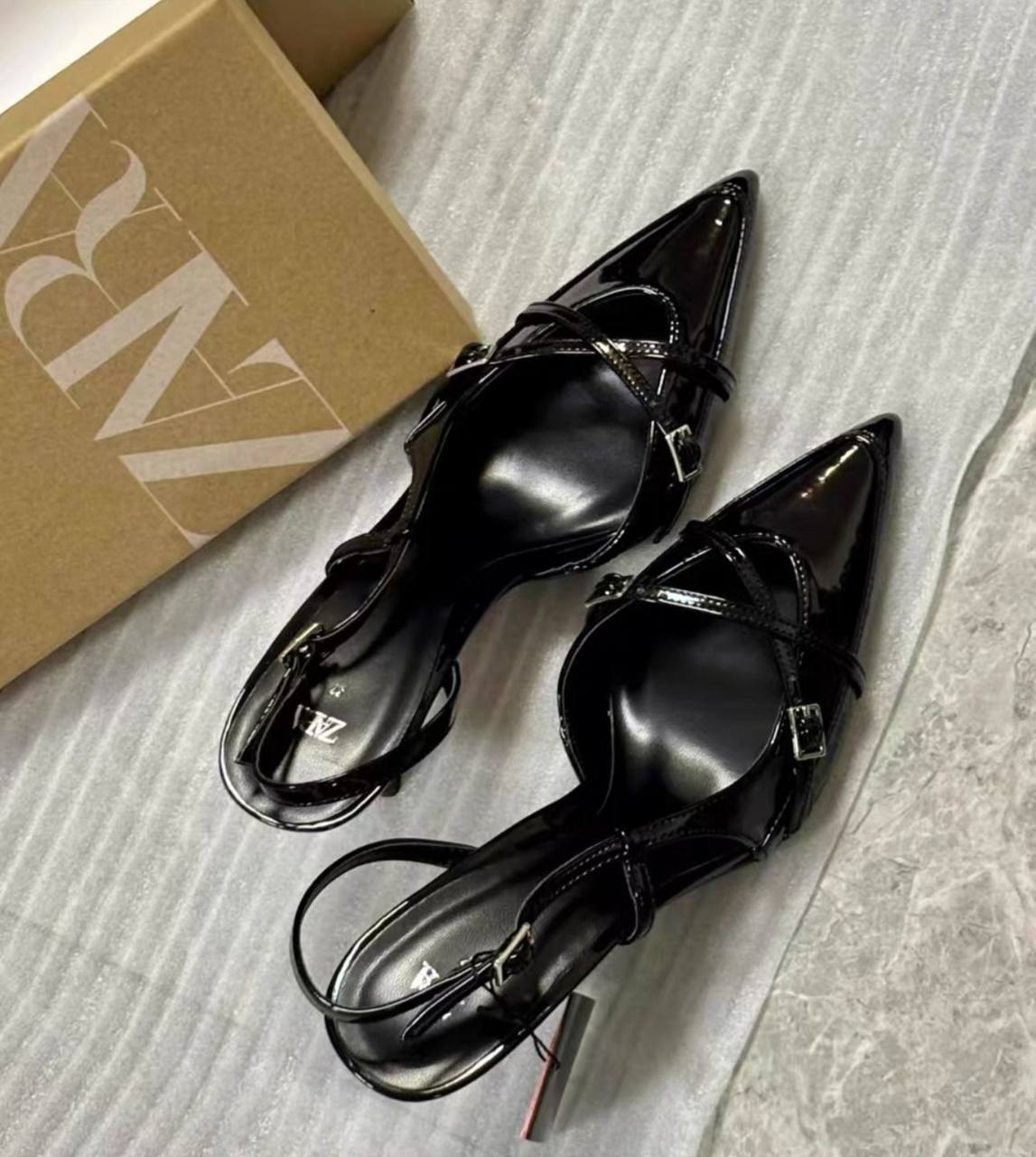 ZARA HEEL