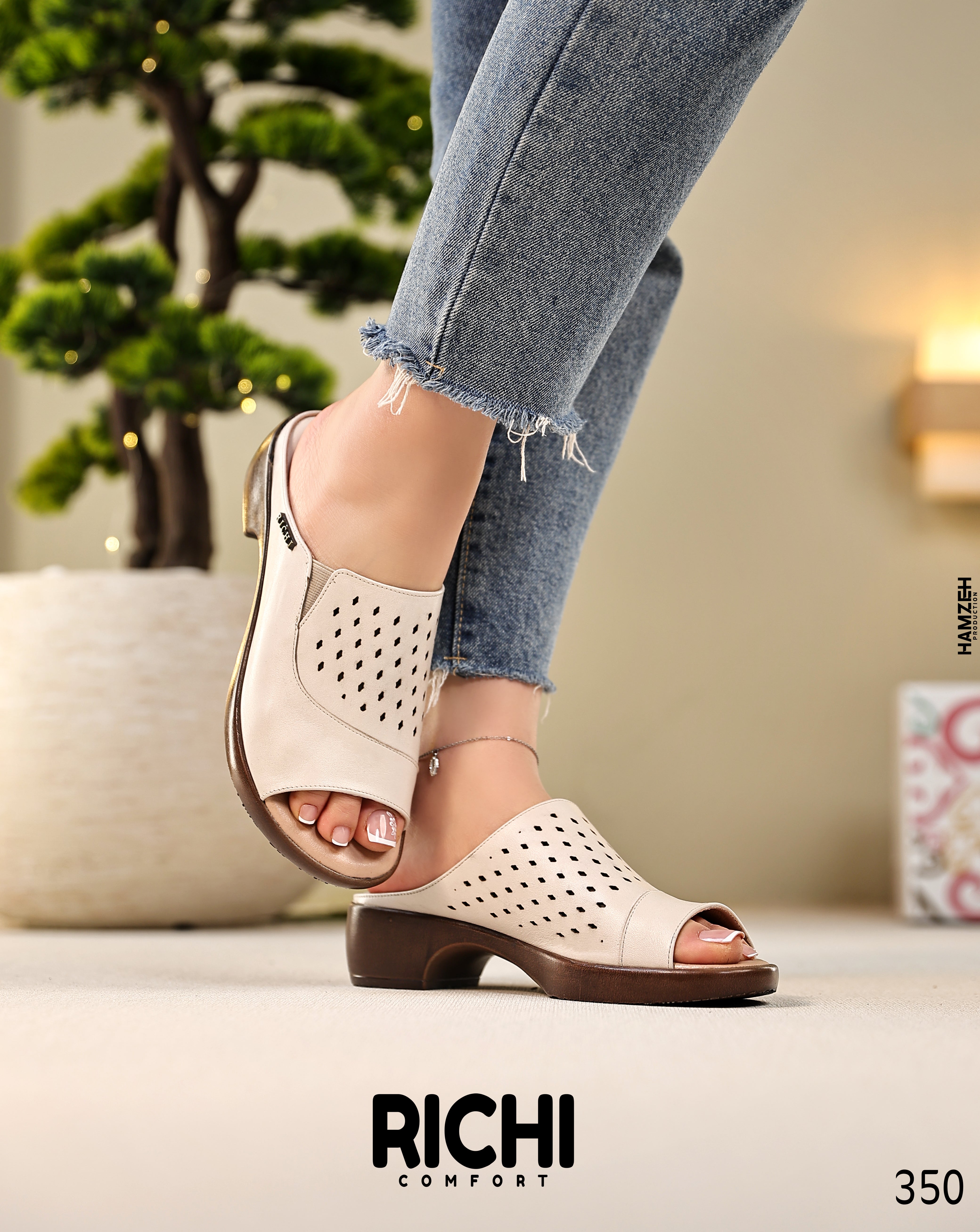 Ortbed Leather Slides