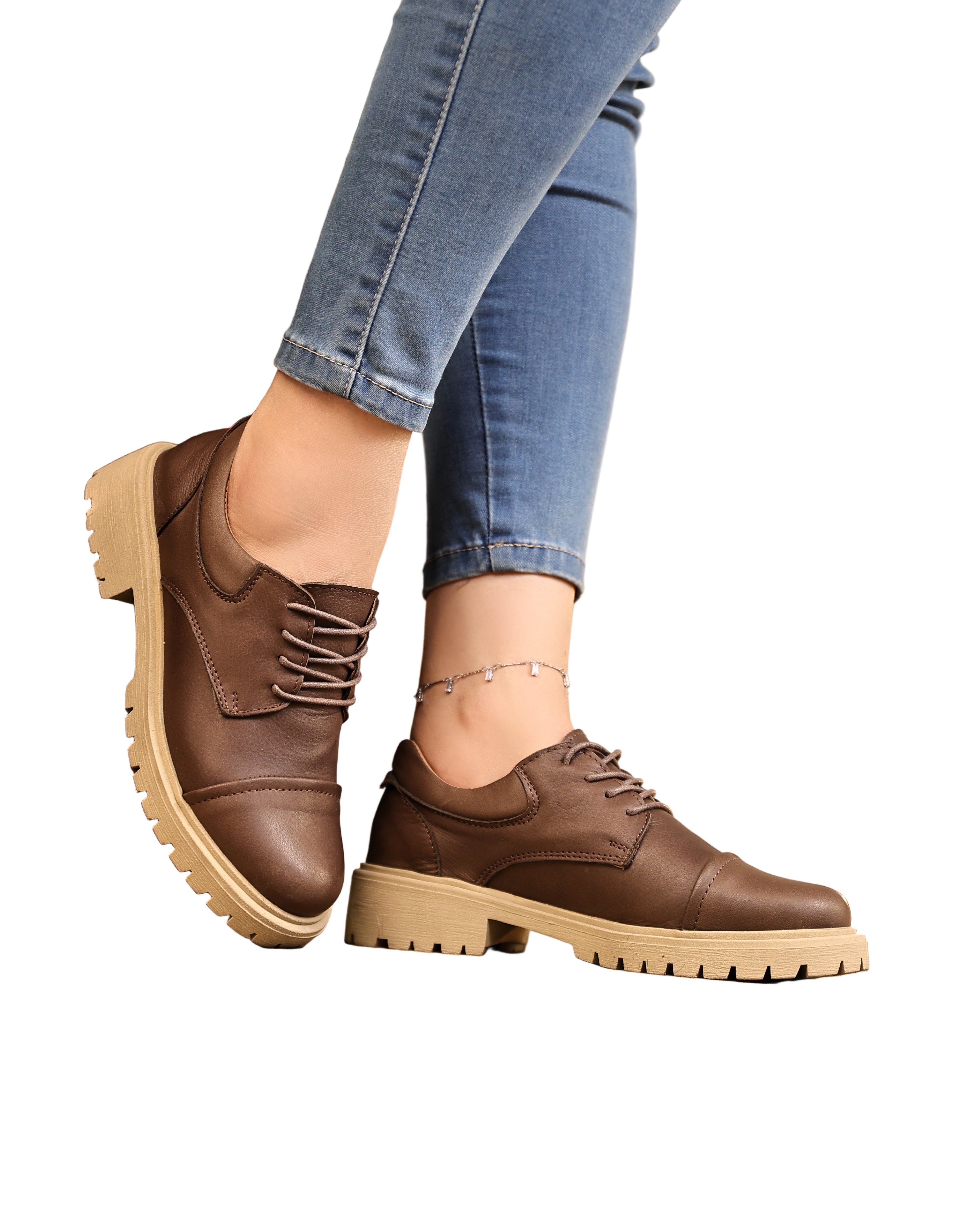 حذاء جلد مريح