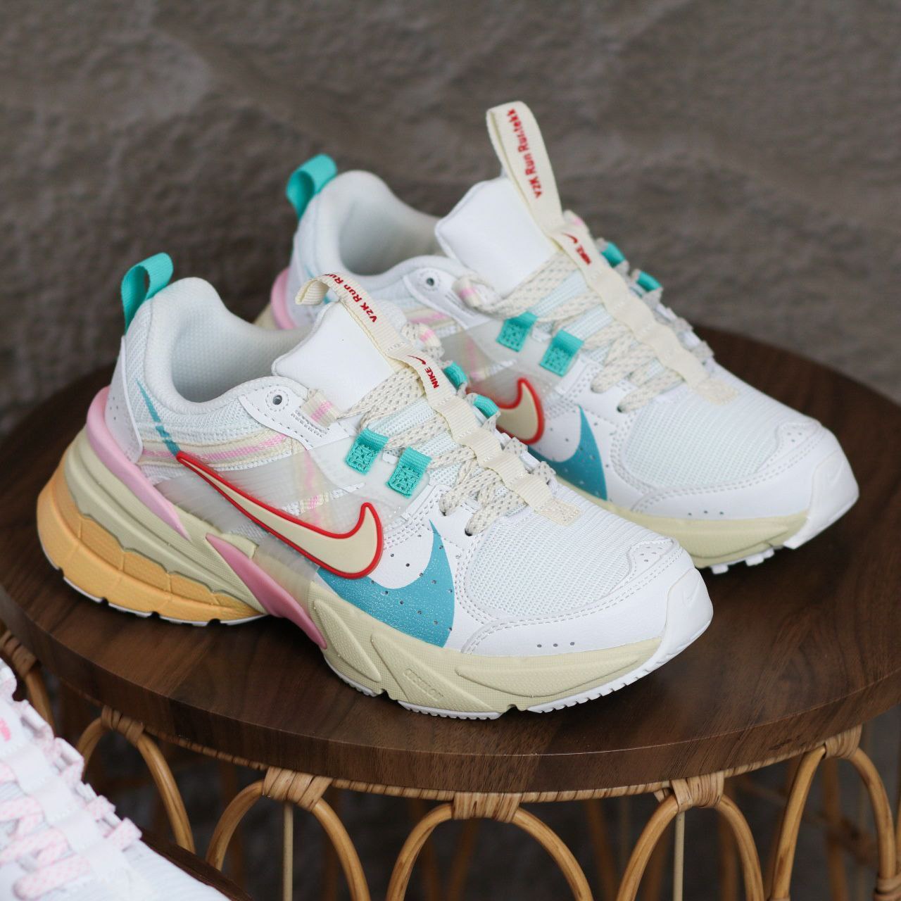 Nike V2K Run