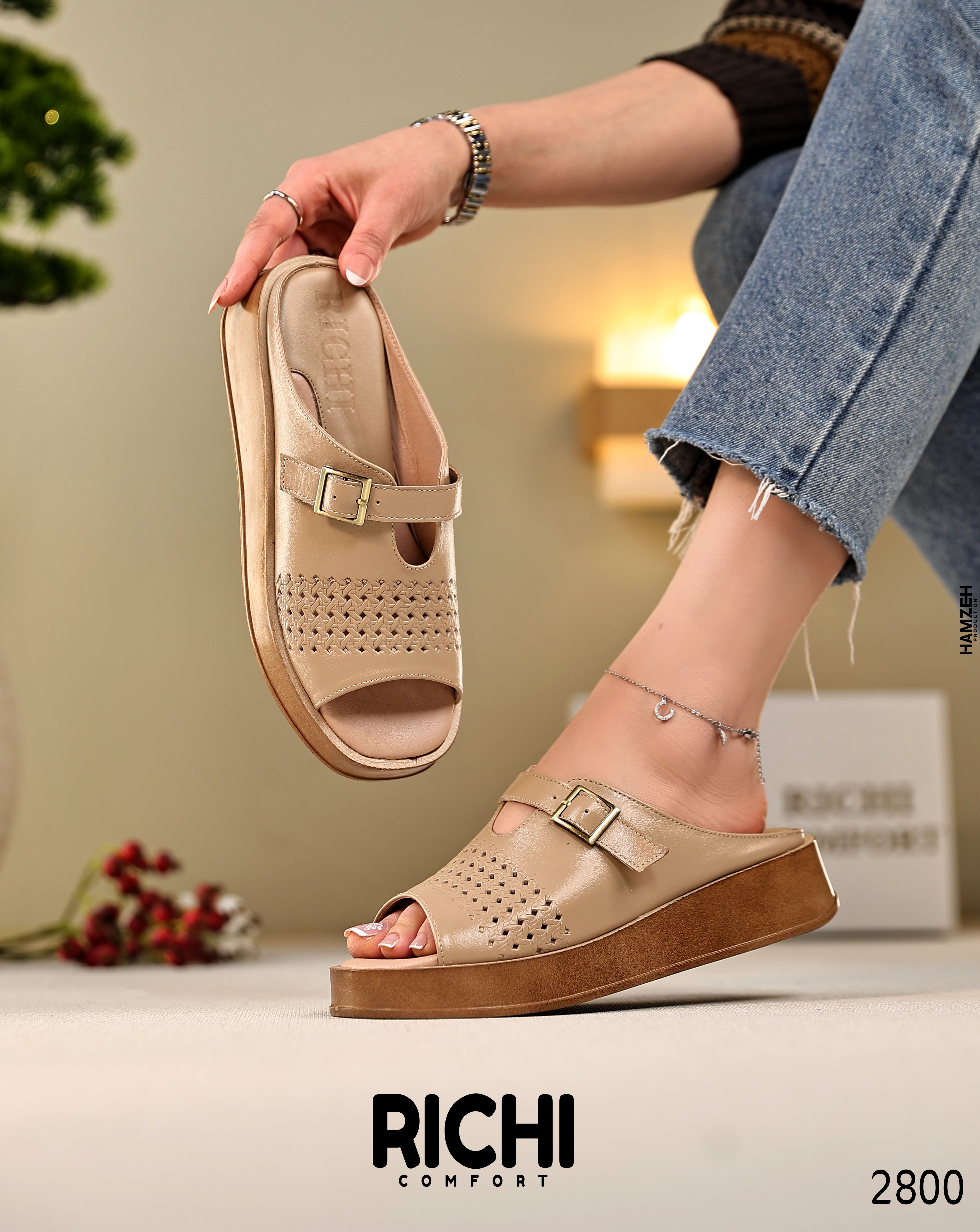Slide slippers